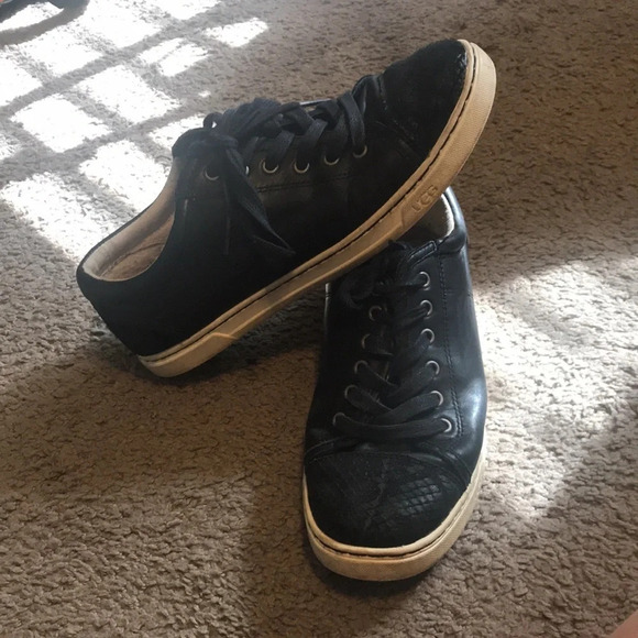 Ugg Sneakers - Picture 5 of 8